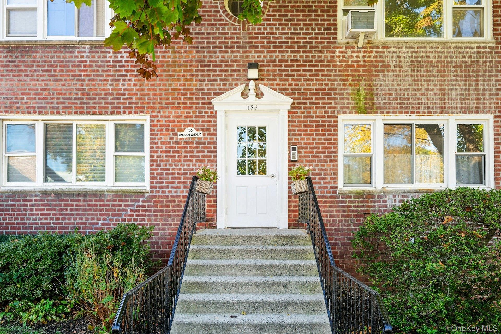 156 Lincoln Avenue Unit: 4L thumbnail 3