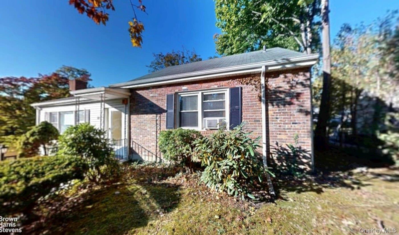 27 Harvard Drive, Hartsdale