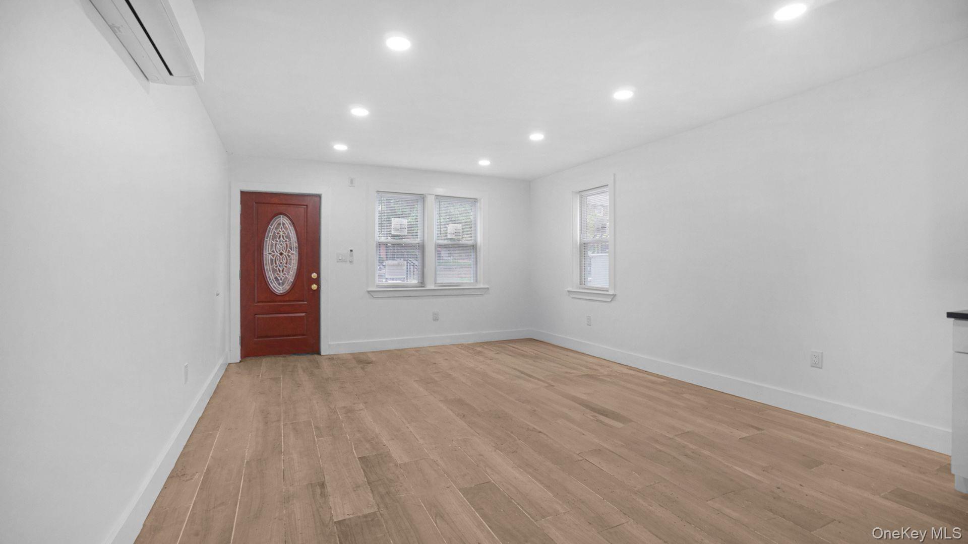 3968 Duryea Avenue thumbnail 9
