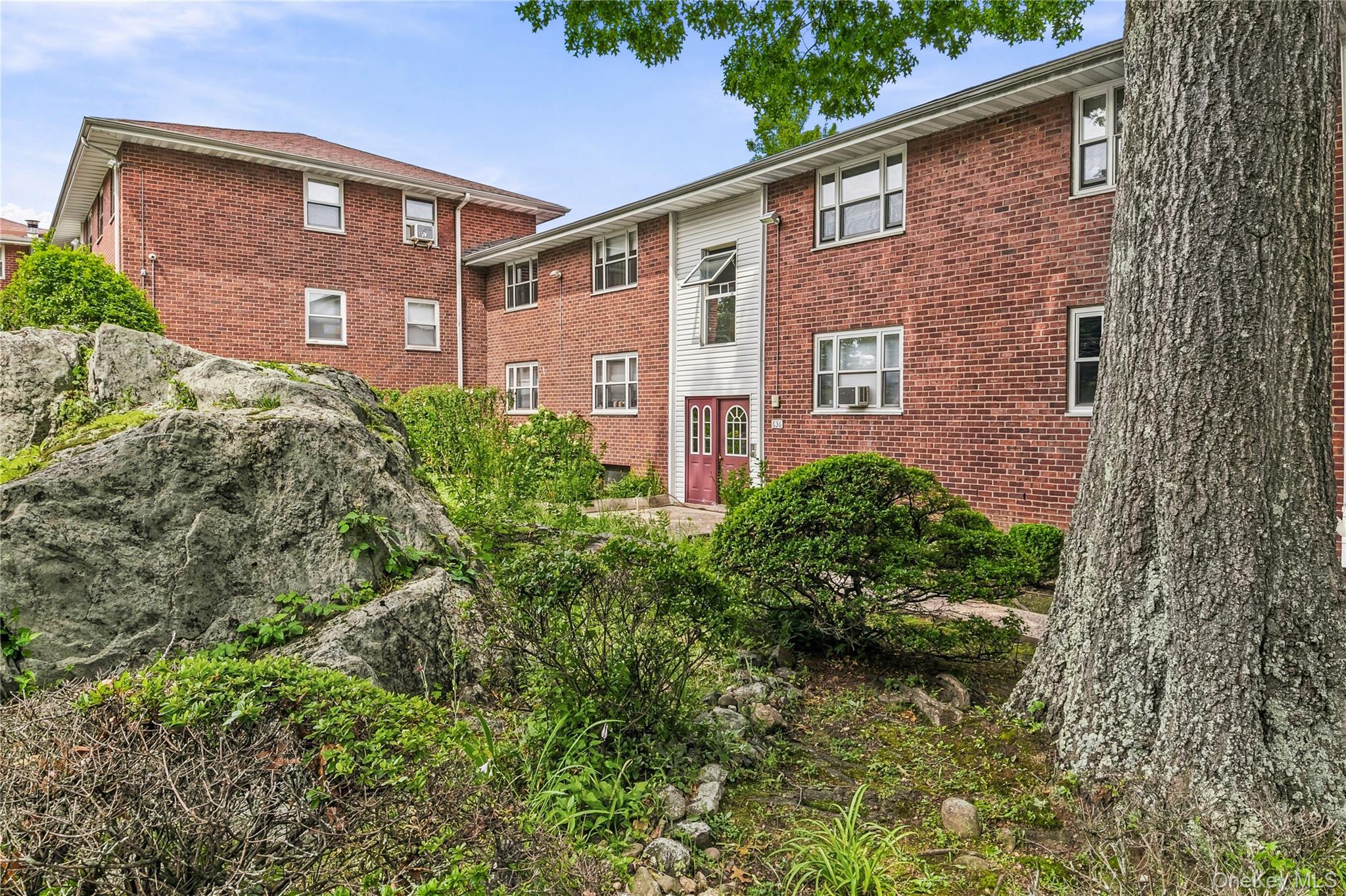 836 N Broadway Unit: 2E thumbnail 2