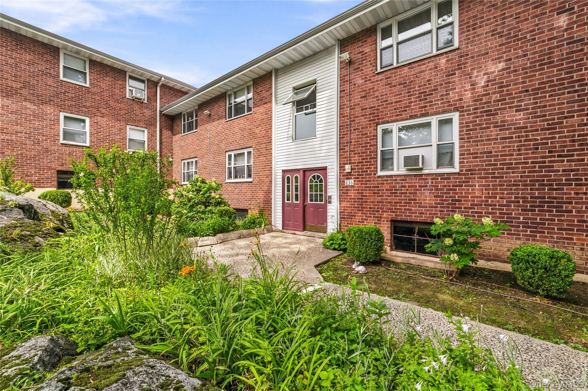 836 N Broadway Unit: 2E, Yonkers