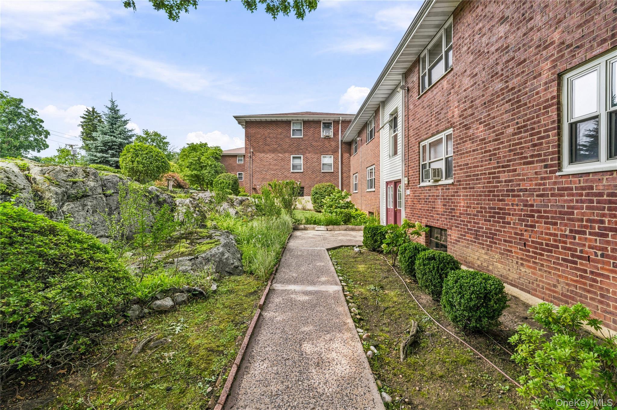 836 N Broadway Unit: 2E thumbnail 24