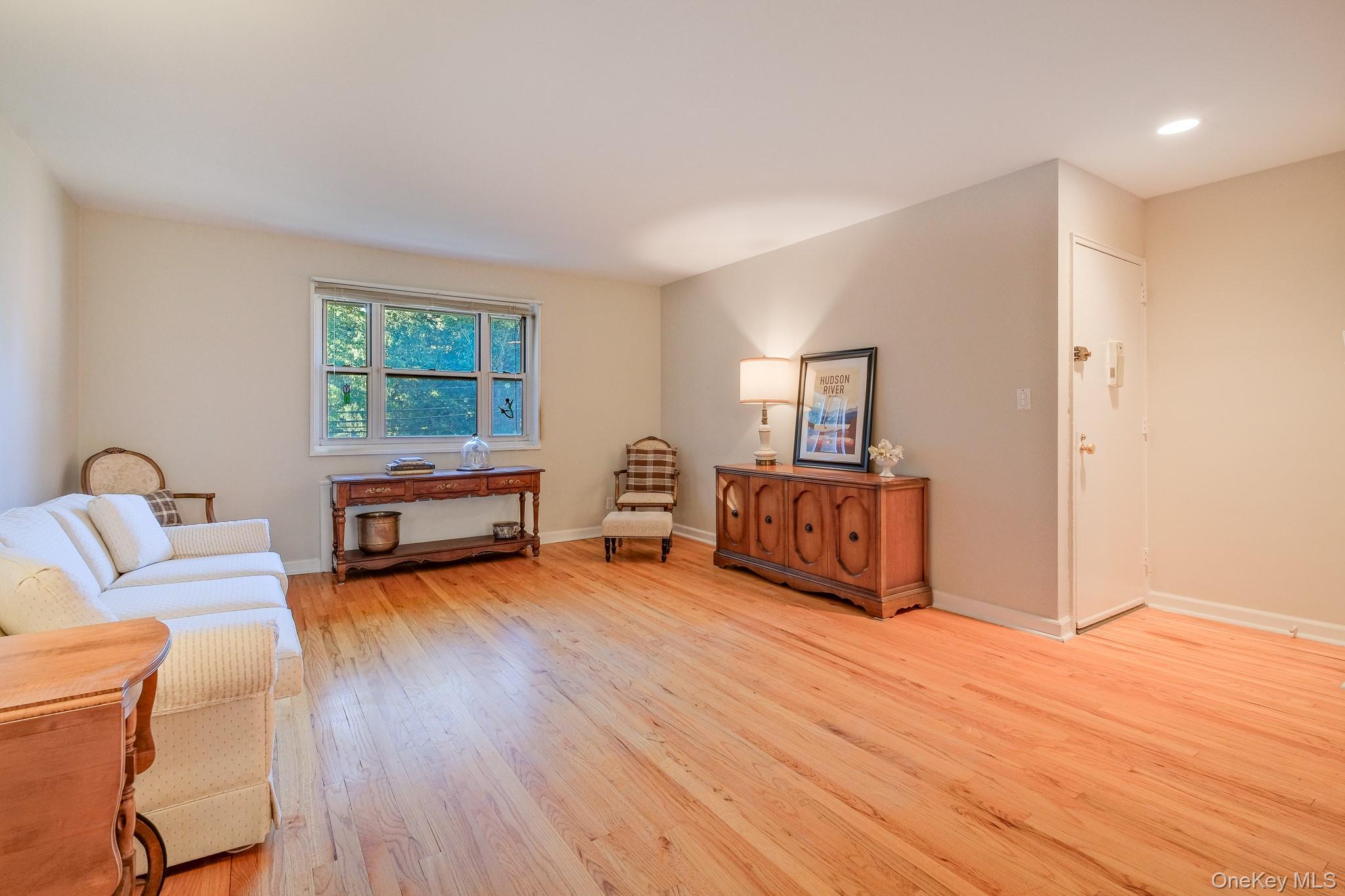 836 N Broadway Unit: 2E thumbnail 6