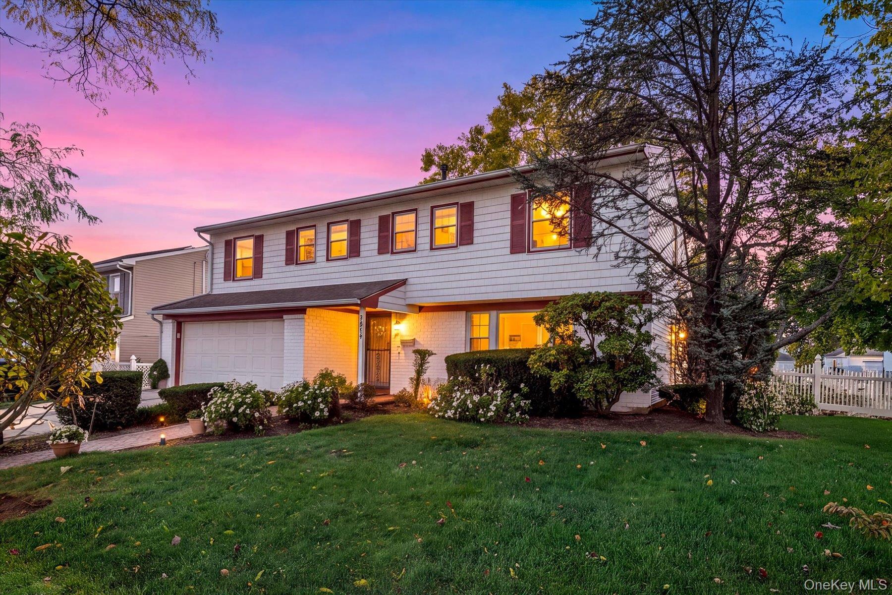 2498 Kayron Lane, North Bellmore