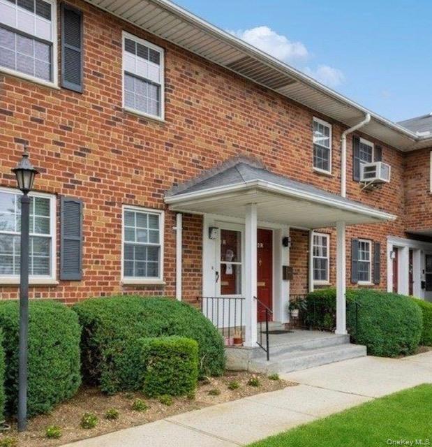 2549 Jerusalem Avenue Unit: 2R, North Bellmore