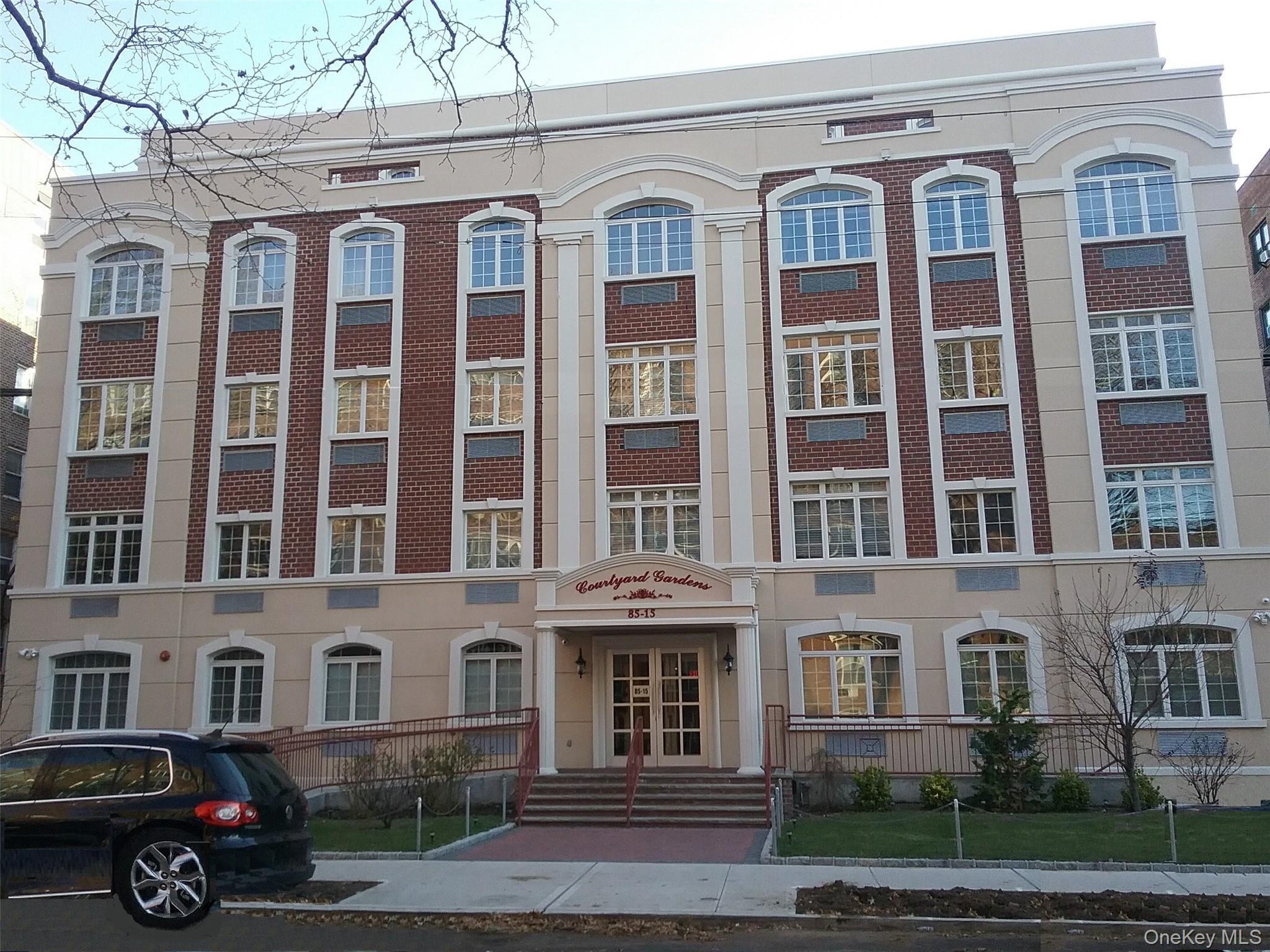 85-15 120th St Unit: 3A, Kew Gardens