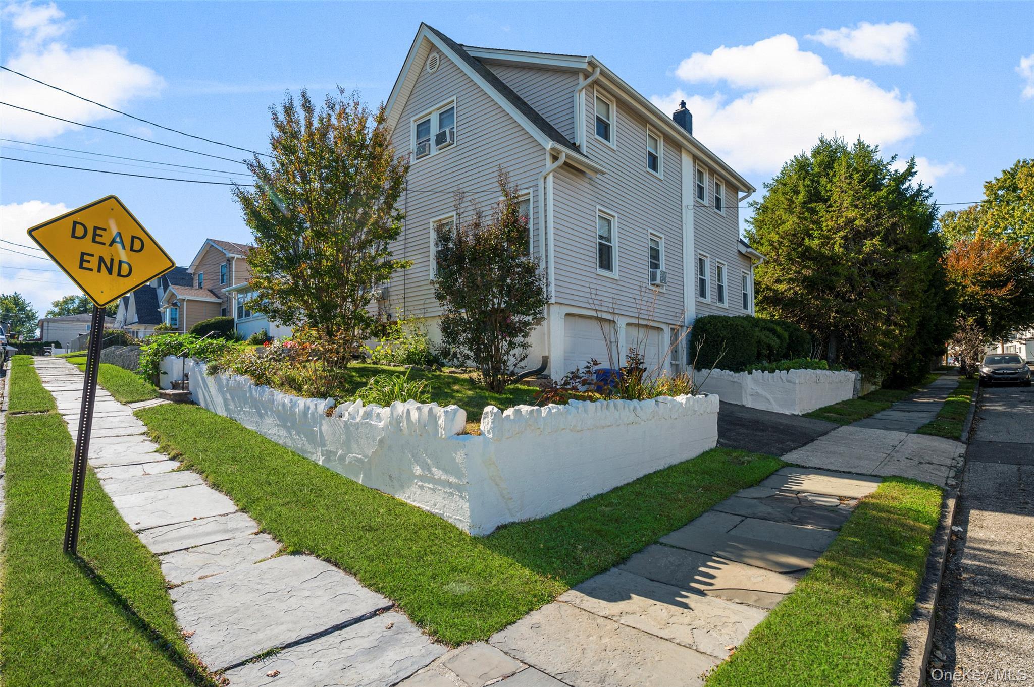 27 AKA 104 Thomas Place thumbnail 25