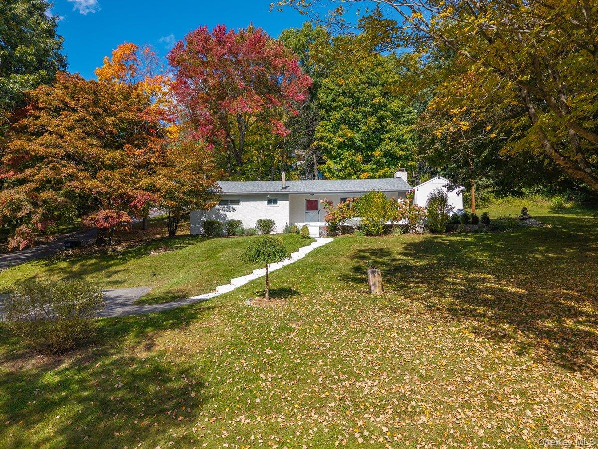 18 Blueberry Hill Road, Mahopac