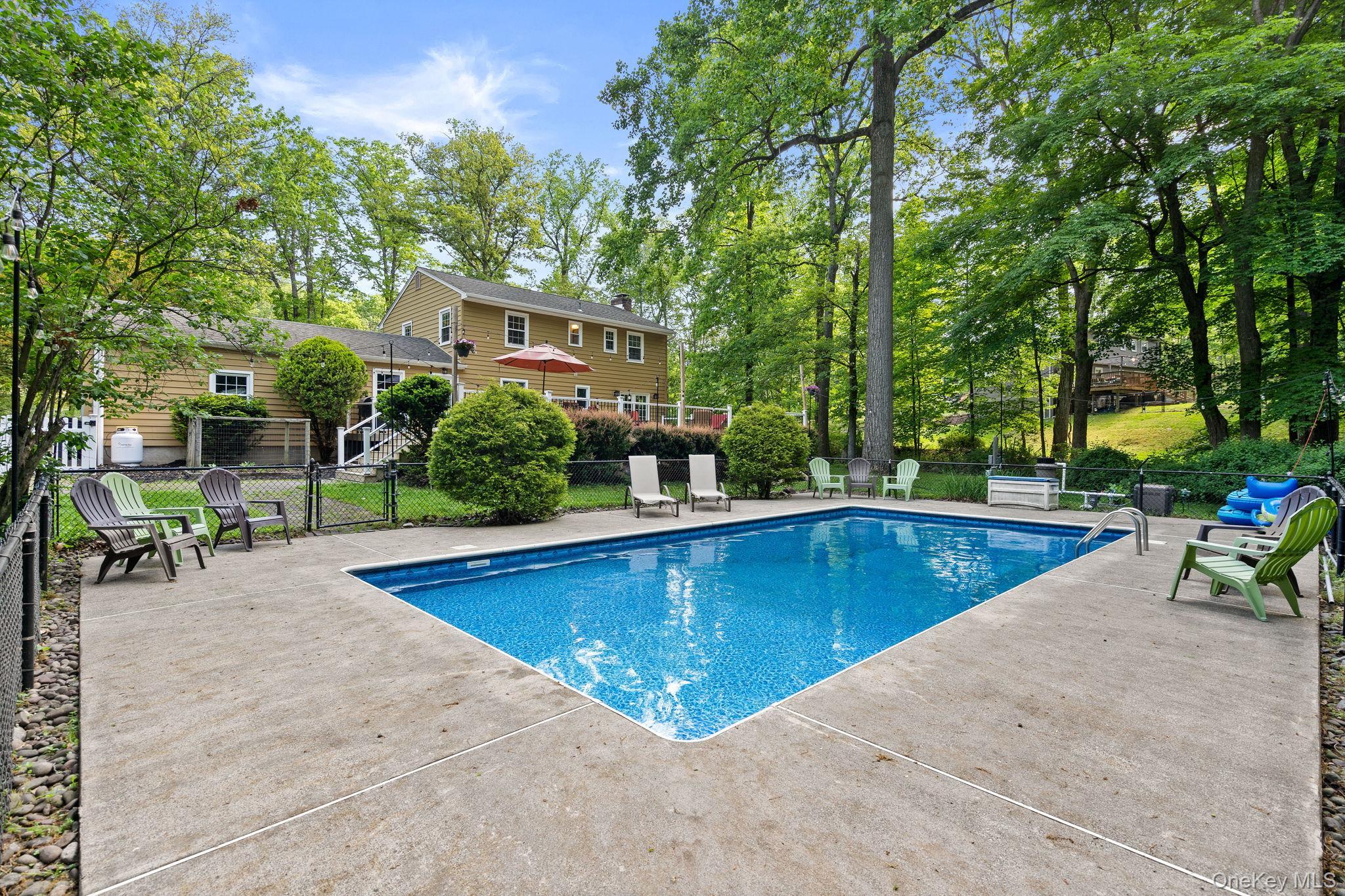 95 Pine Hill Road, Highland Mills