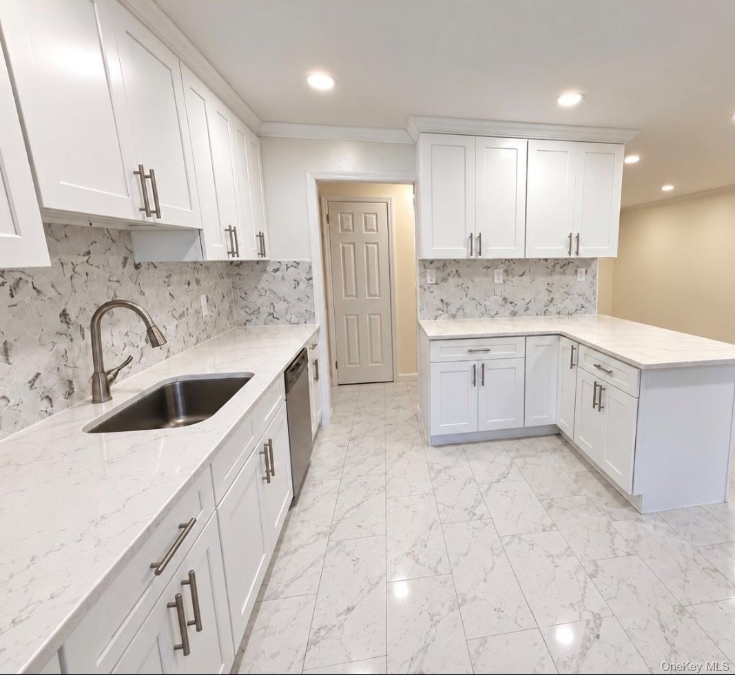 788 Bayview Avenue thumbnail 7