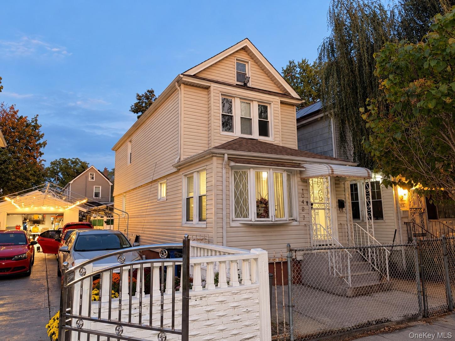 104-27 124th Street, Richmond Hill S.