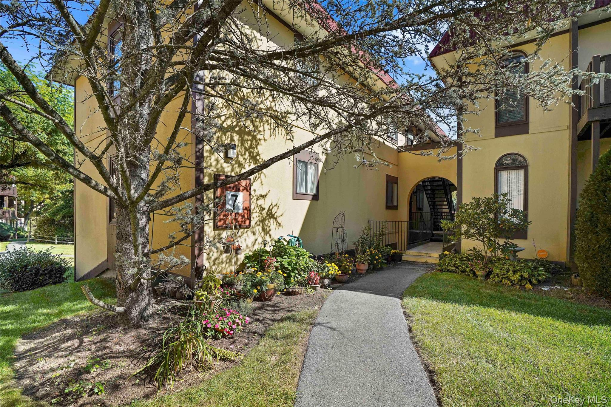 7 Granada Crescent Unit: 2, White Plains