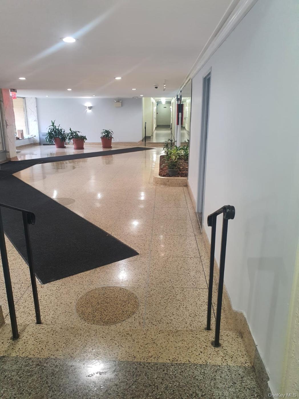 1 Sadore Lane Ln Unit: 3u thumbnail 3