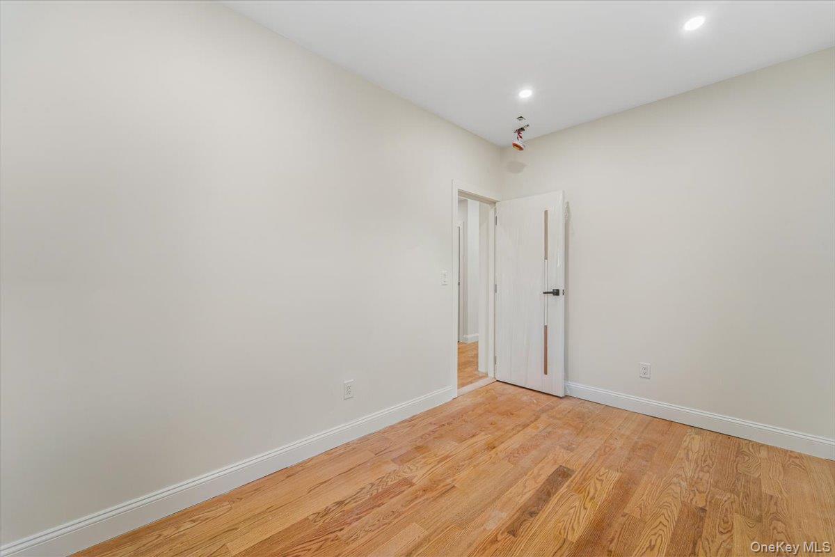 360 S 7th Avenue thumbnail 4
