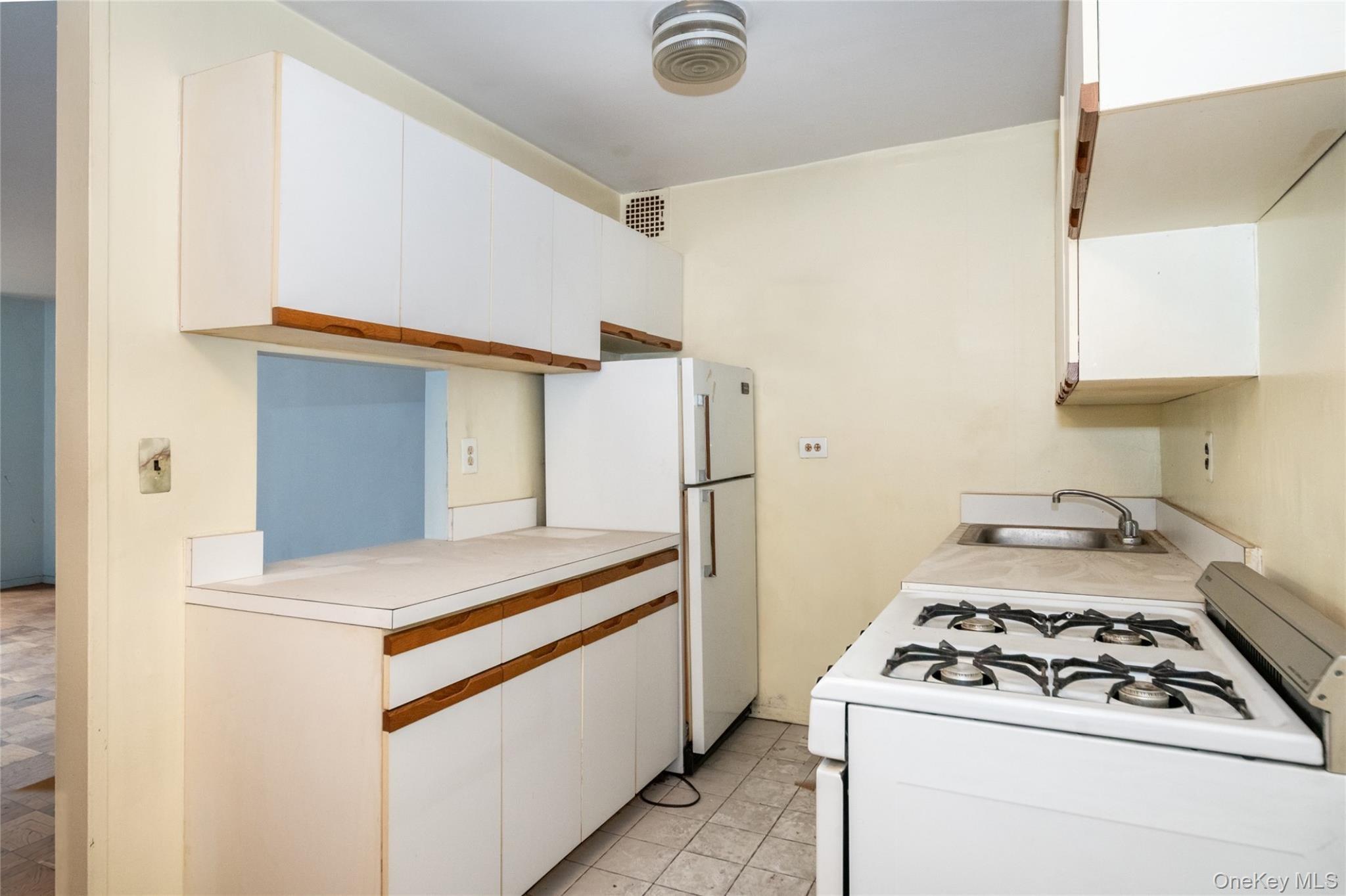 3121 Middletown Road Unit: 2B thumbnail 13