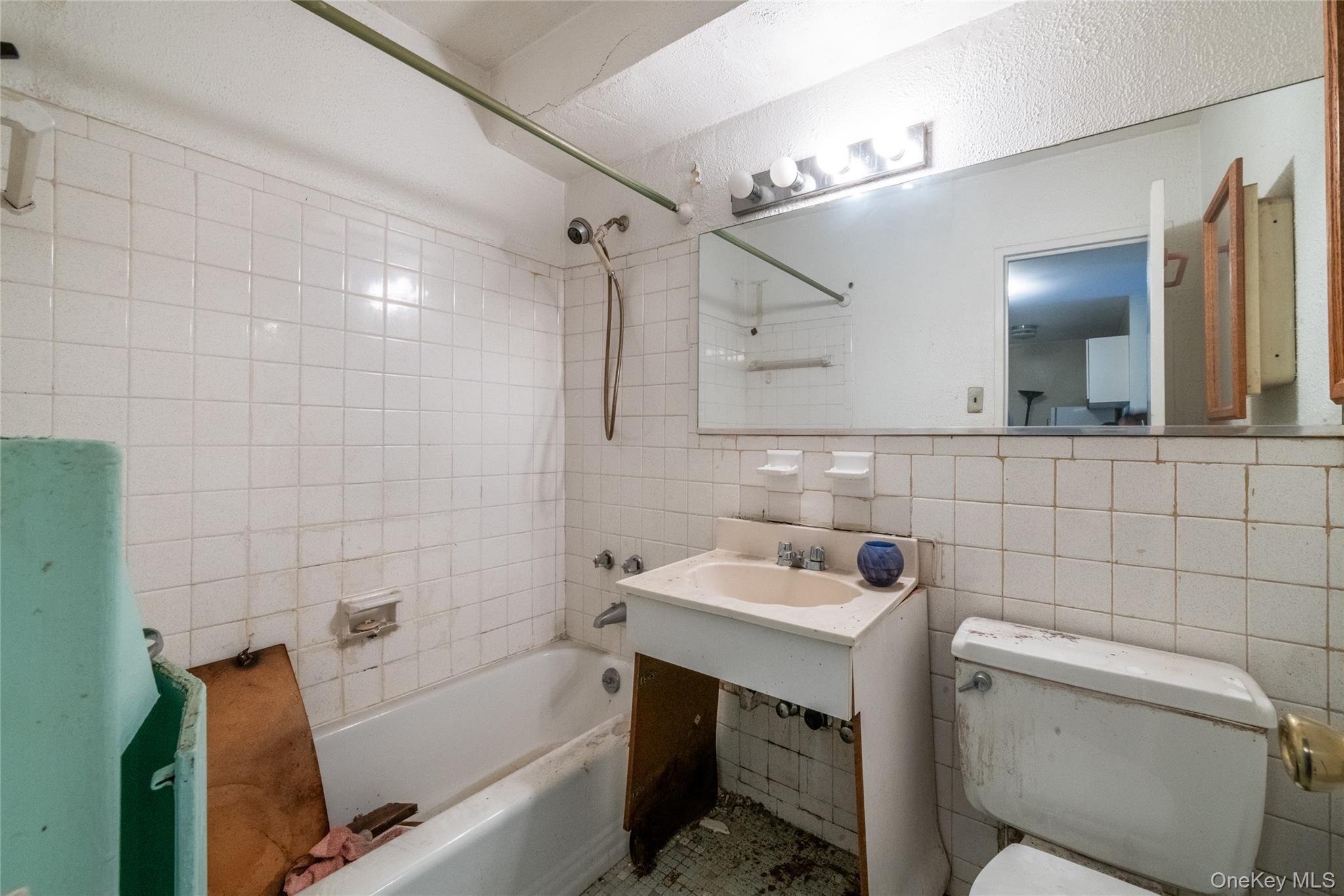 3121 Middletown Road Unit: 2B thumbnail 17