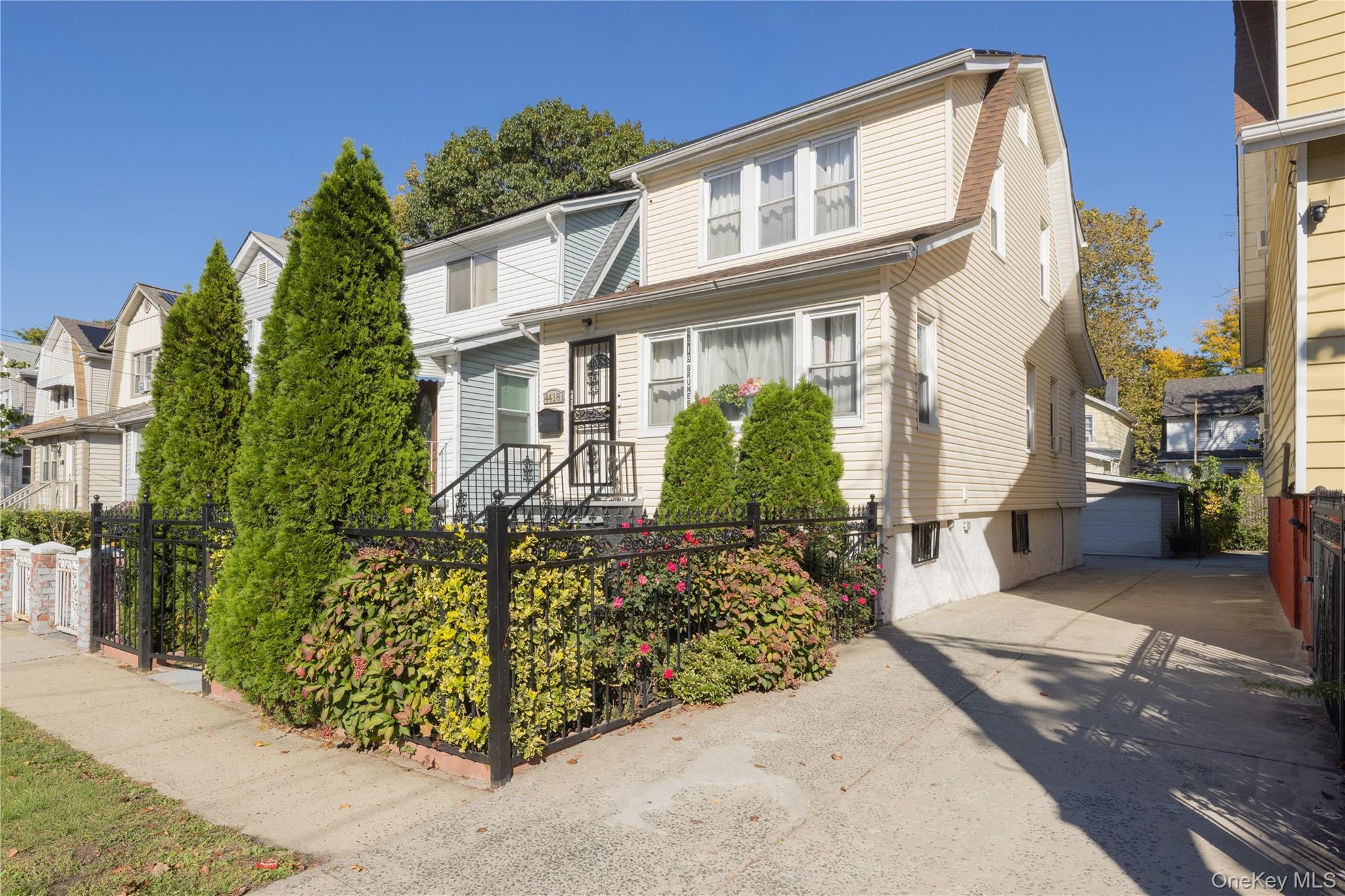 4418 Bruner Avenue thumbnail 2