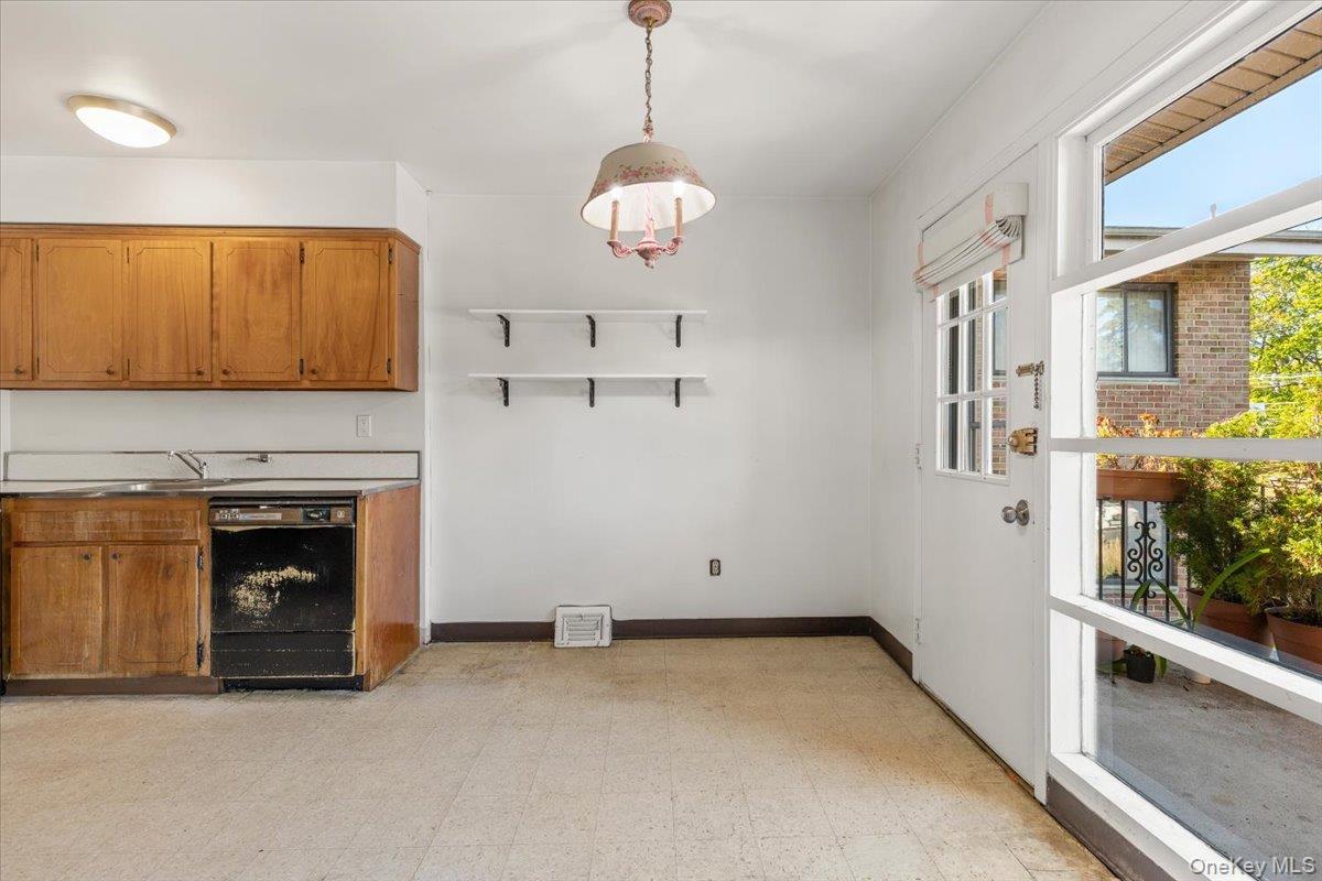 904 N Broadway Unit: 43W thumbnail 10