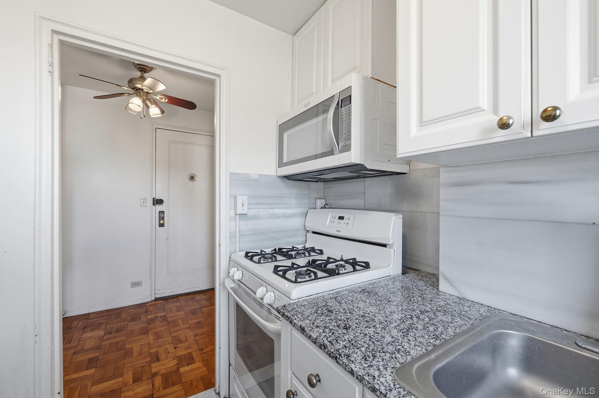25 Knolls Crescent Unit: 9F thumbnail 7