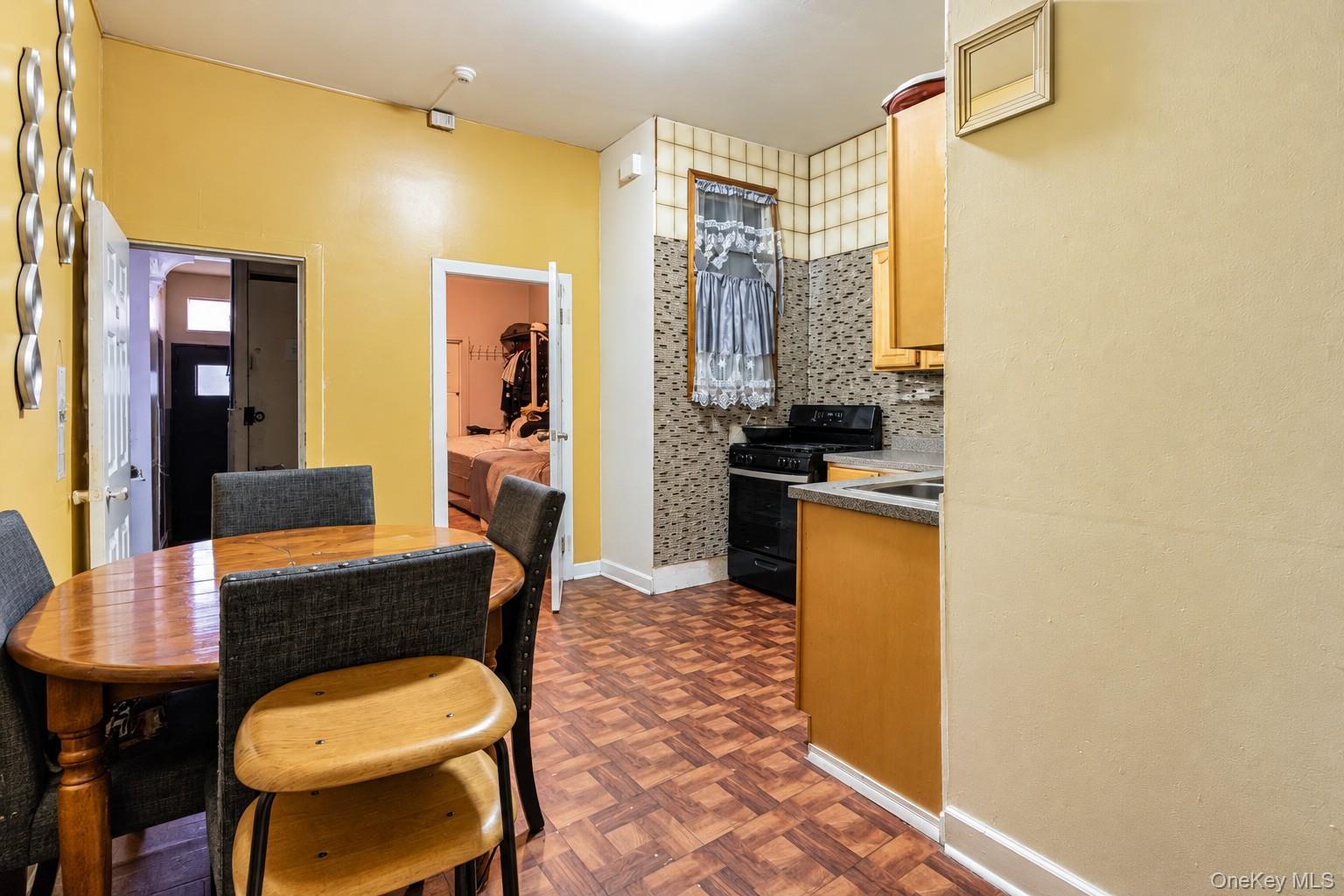 651 Central Avenue thumbnail 4