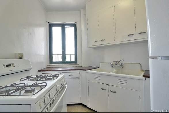 1594 Unionport Road Unit: 9D, Bronx
