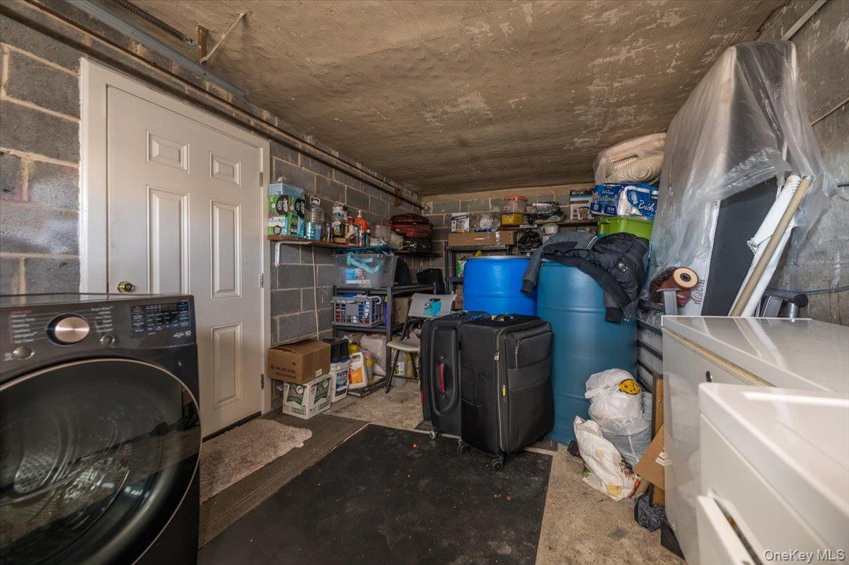 2515 Eastchester Road thumbnail 17