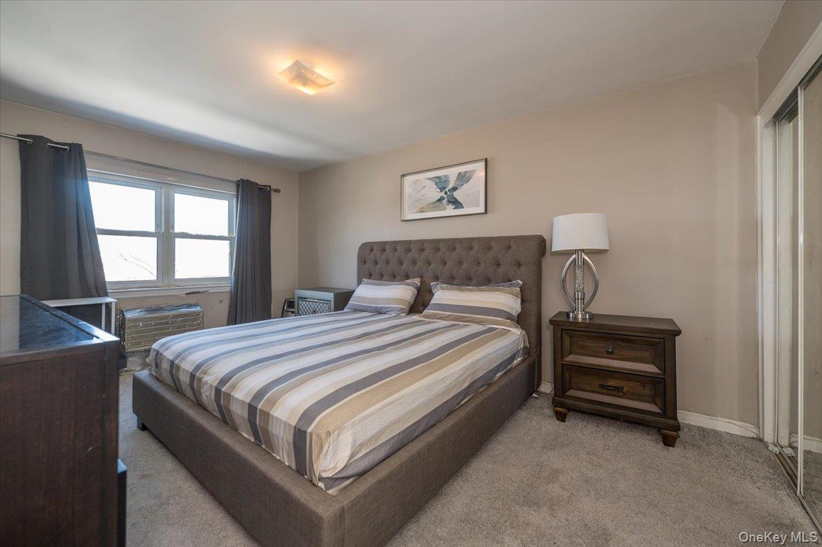 2515 Eastchester Road thumbnail 8