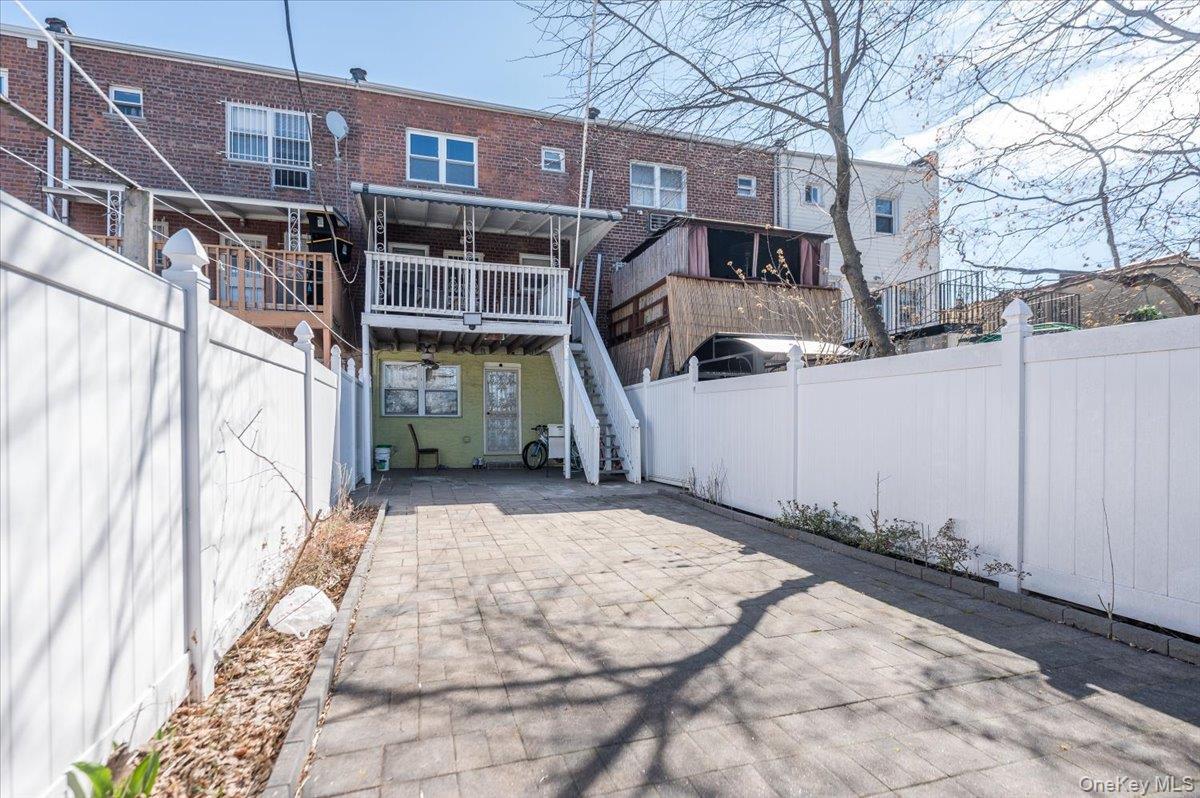 2515 Eastchester Road thumbnail 19