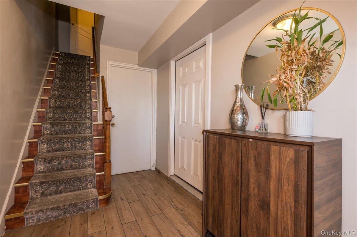 2515 Eastchester Road thumbnail 2
