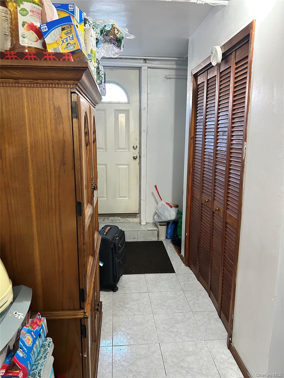 2544 Bronxwood Avenue thumbnail 2