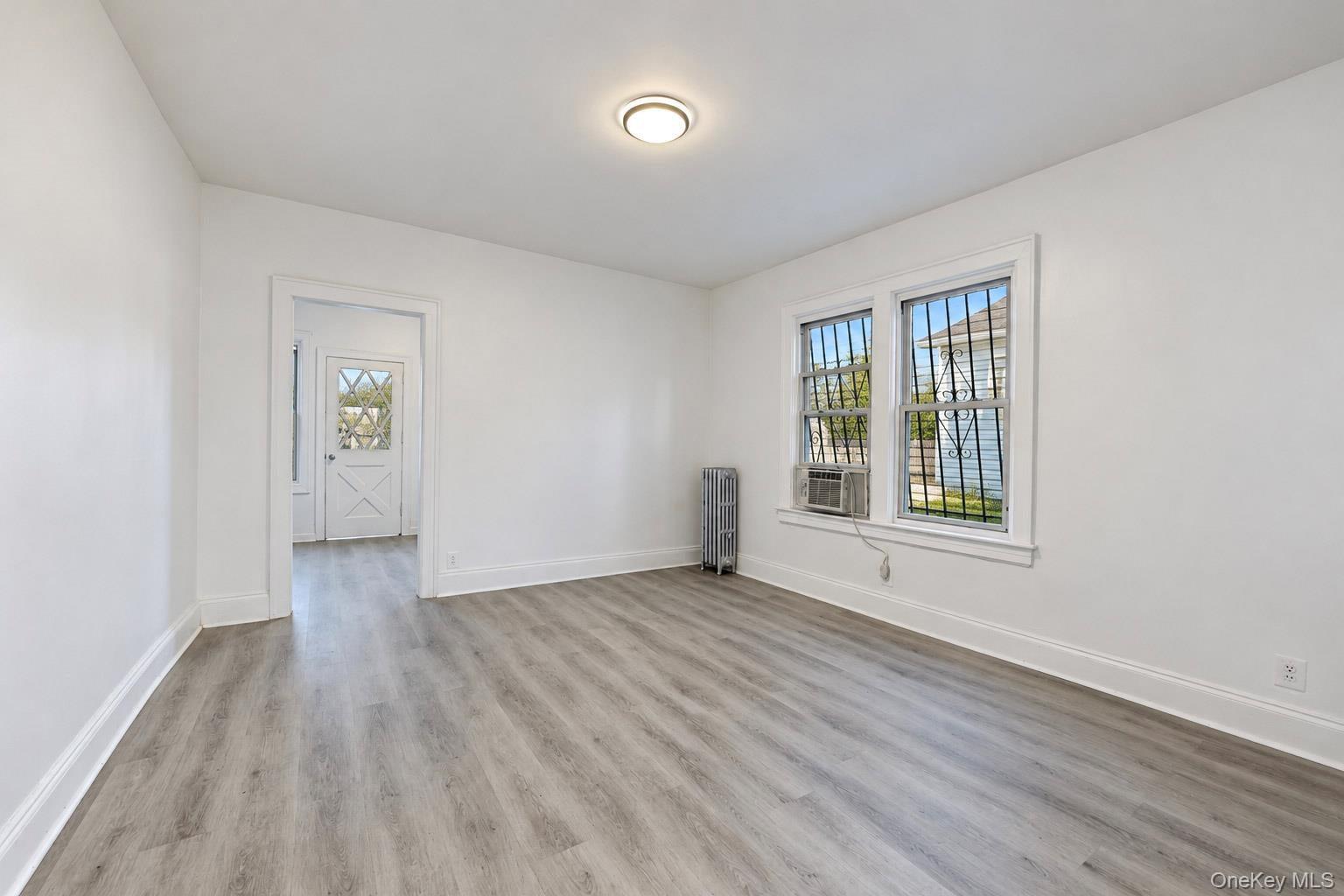 2229 Seward Avenue thumbnail 10