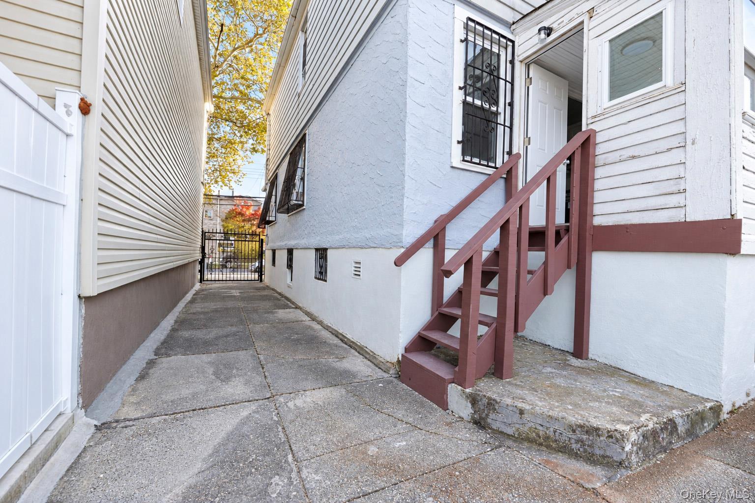 2229 Seward Avenue thumbnail 33