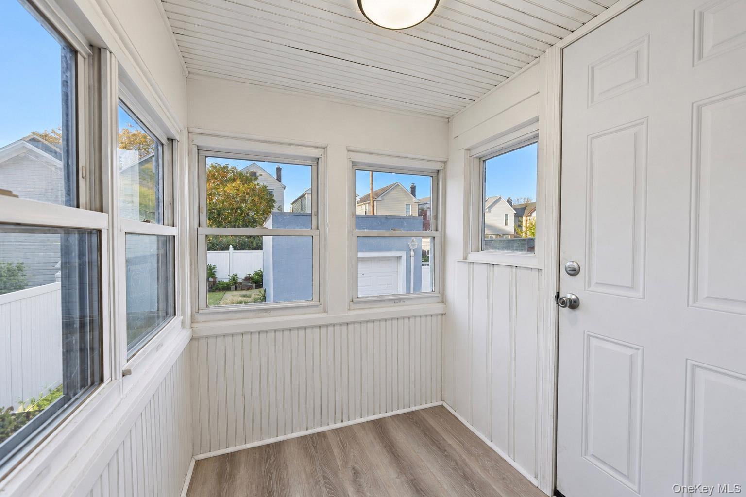 2229 Seward Avenue thumbnail 14