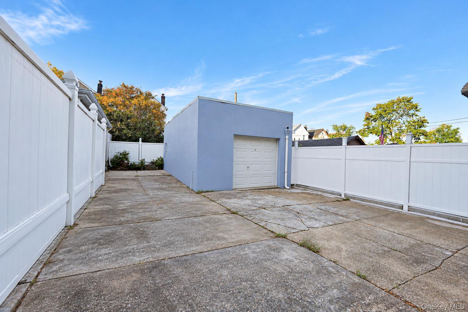 2229 Seward Avenue thumbnail 34