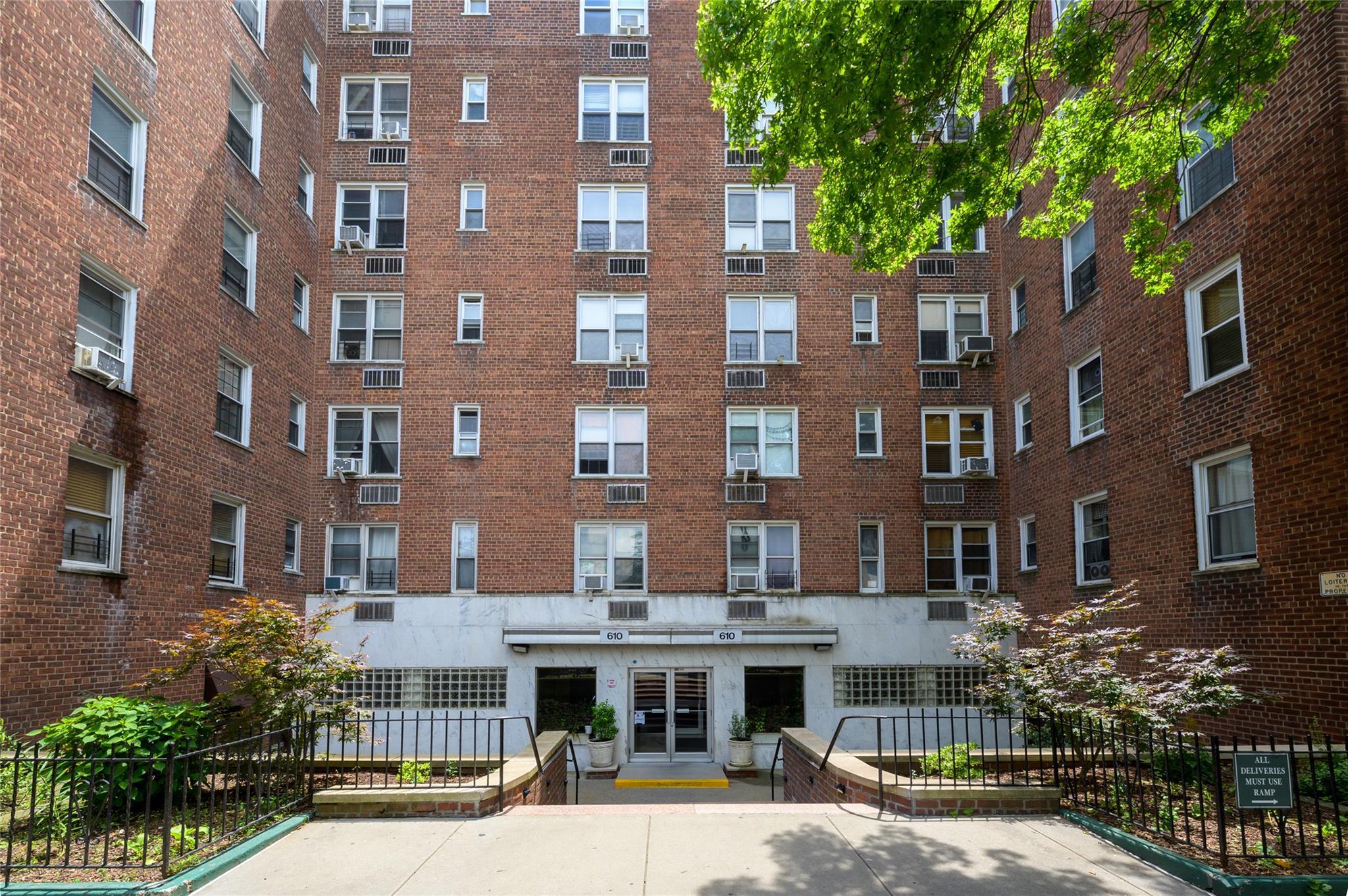 610 Waring Avenue Unit: 5F, Bronx