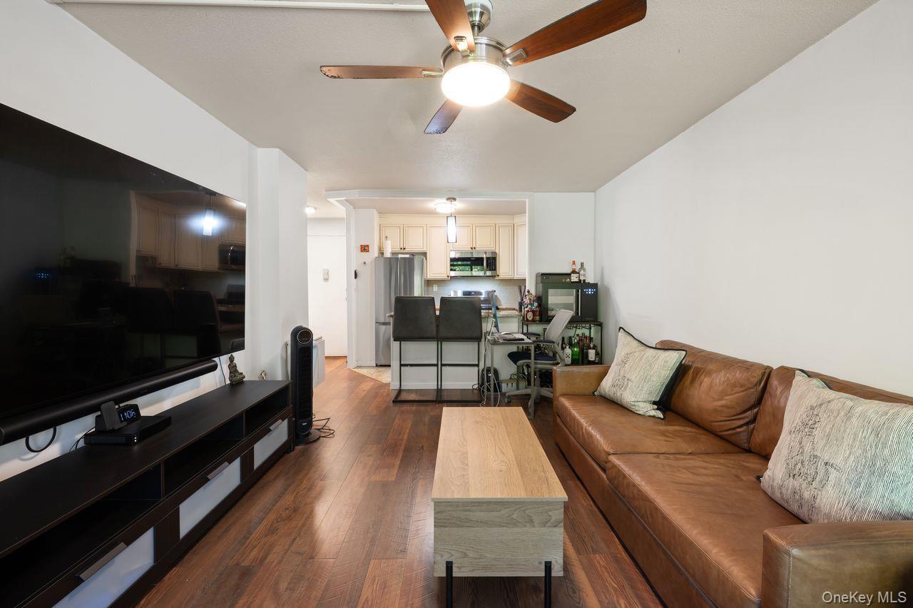 155 Ferris Avenue Unit: 4 E thumbnail 10