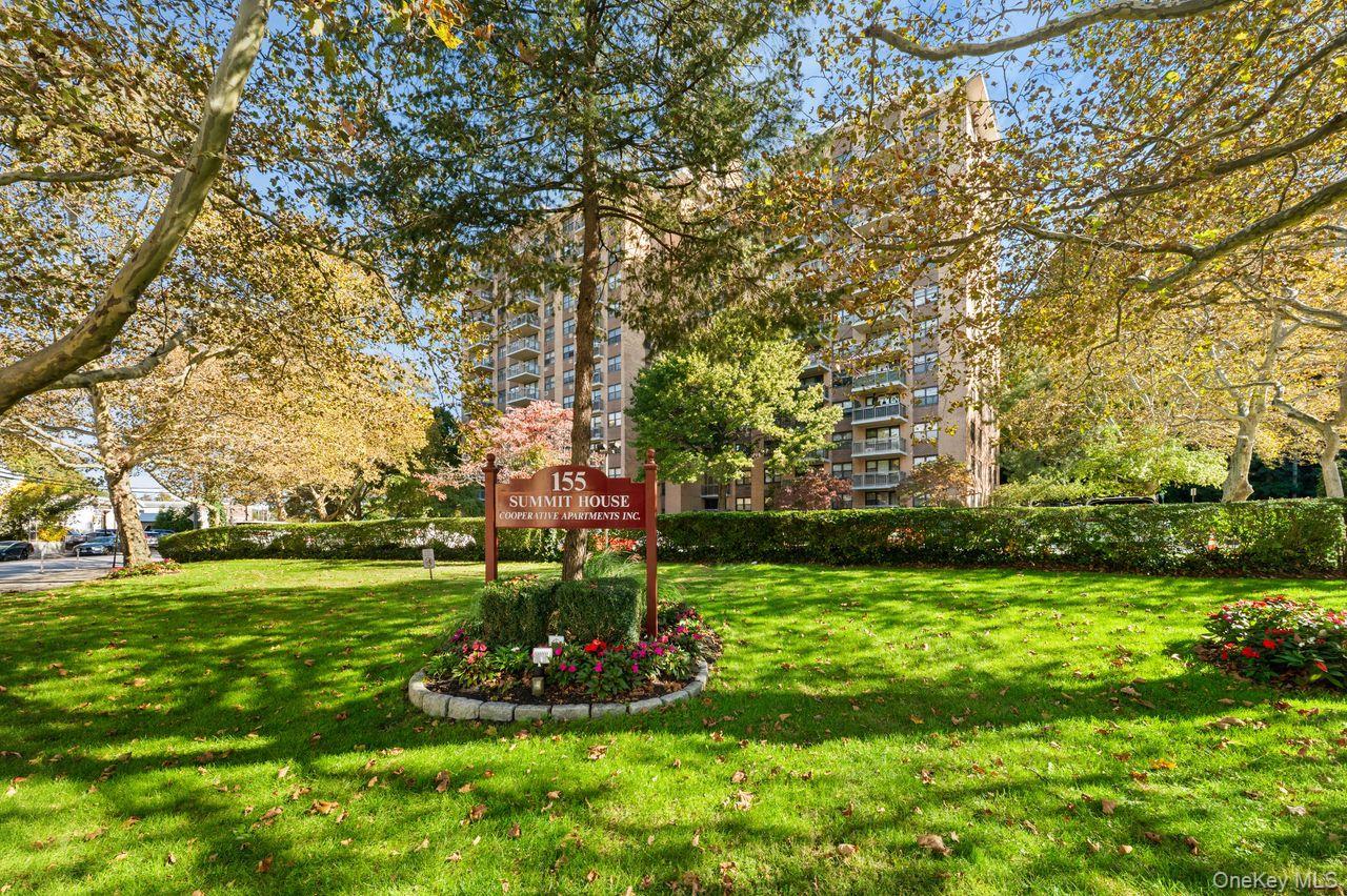 155 Ferris Avenue Unit: 4 E thumbnail 3