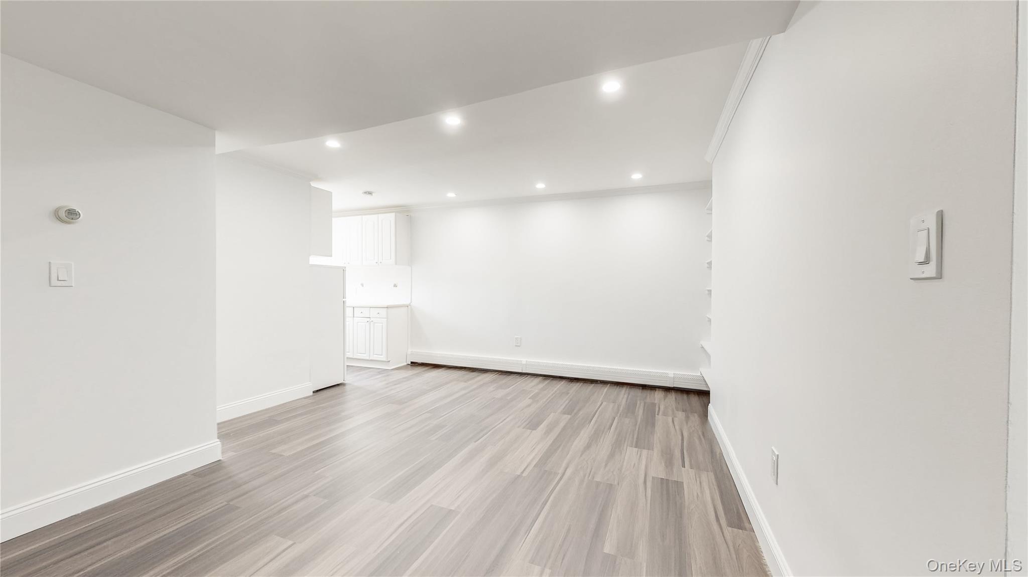 1403 Troy Avenue thumbnail 31