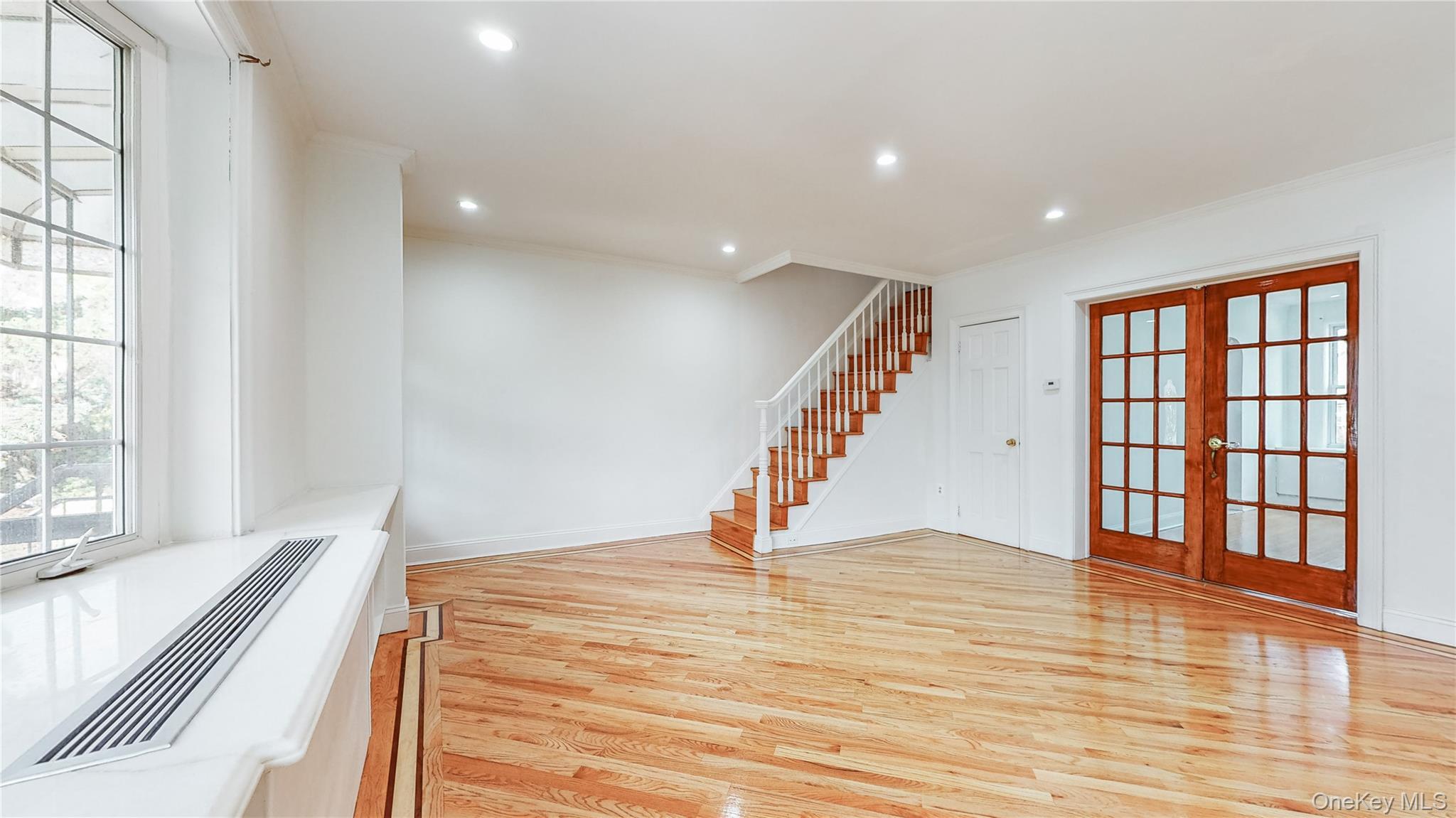 1403 Troy Avenue thumbnail 9