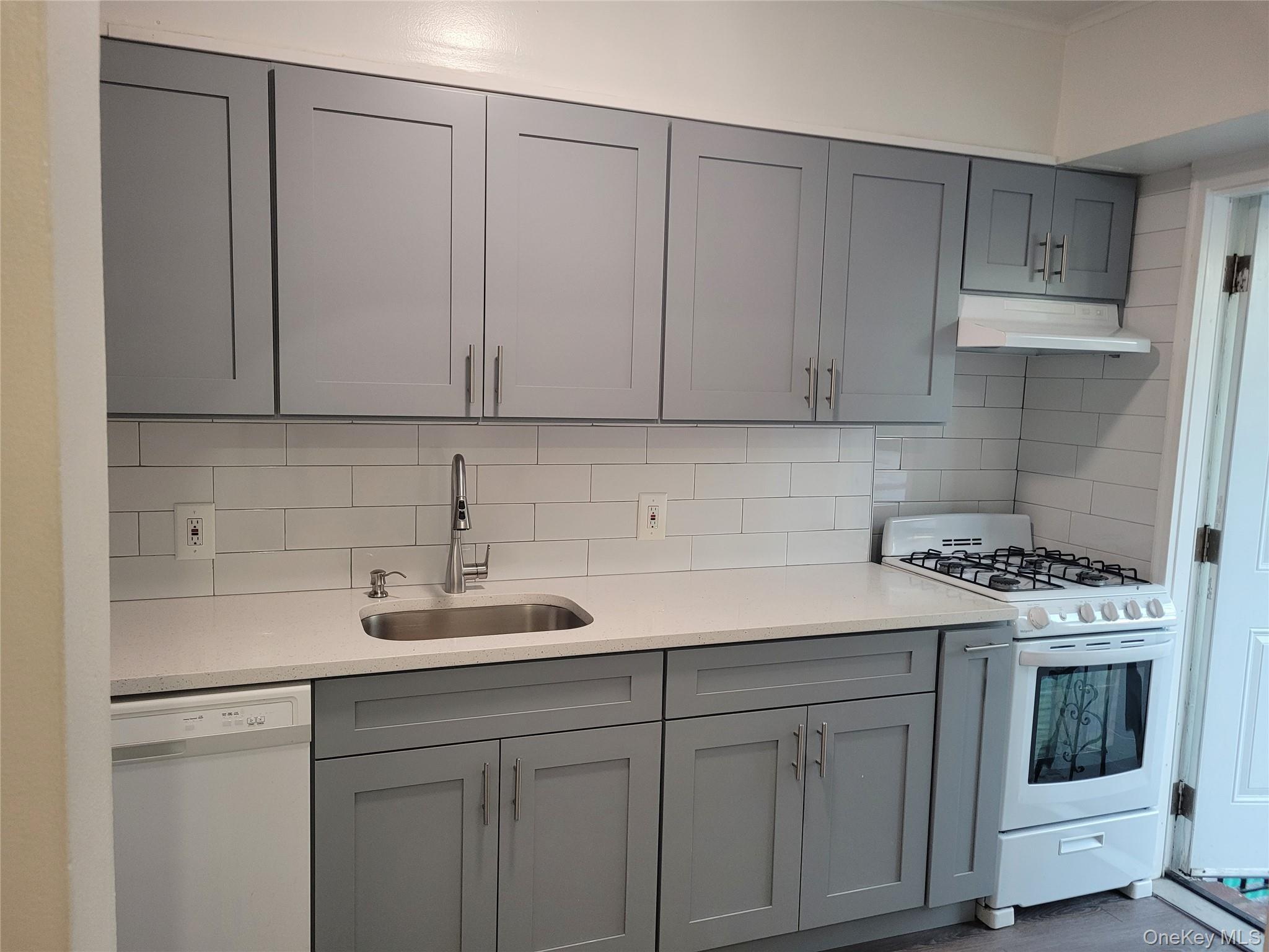 1403 Troy Avenue thumbnail 14
