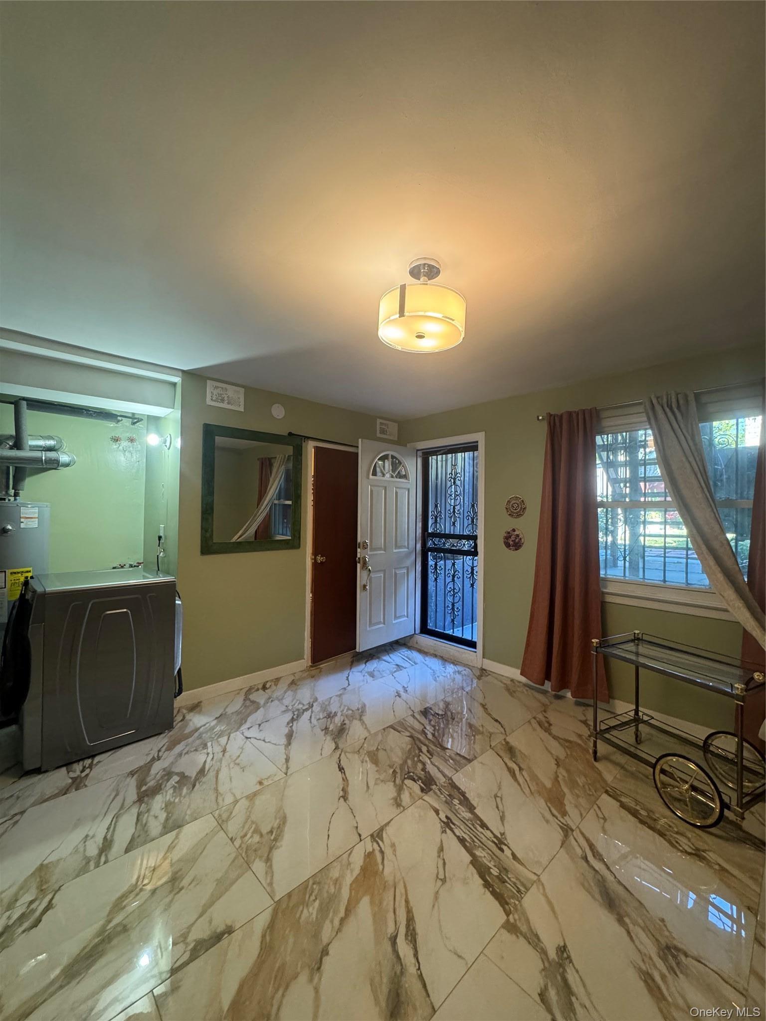 1263 E 222nd Street thumbnail 4