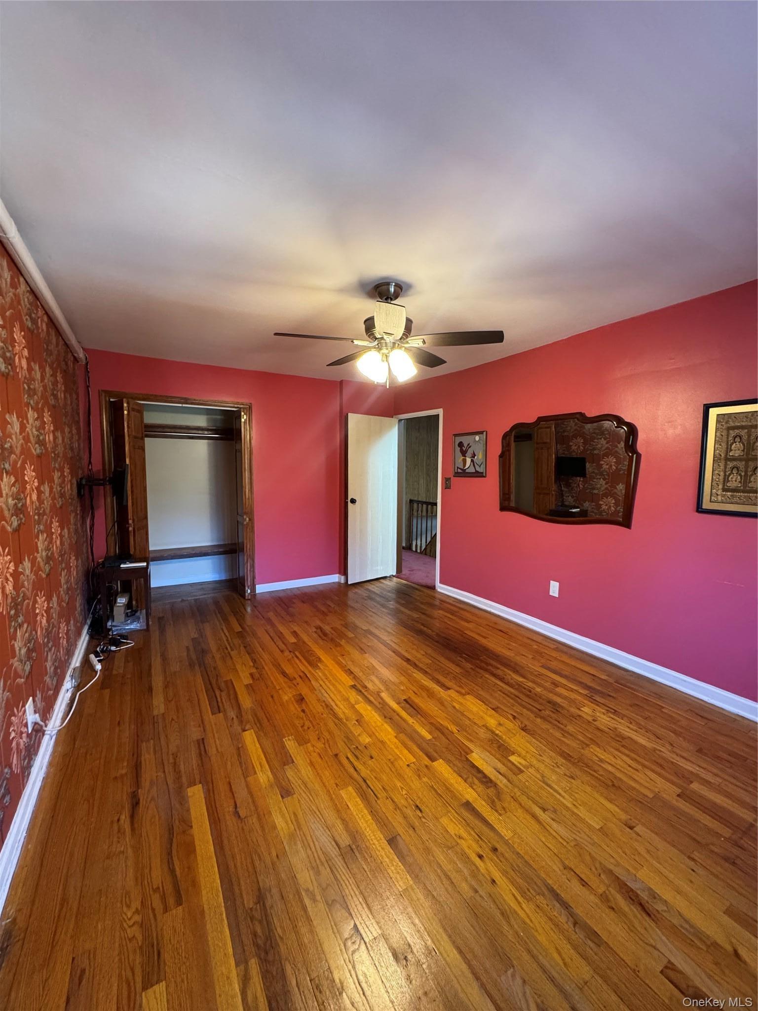1263 E 222nd Street thumbnail 12