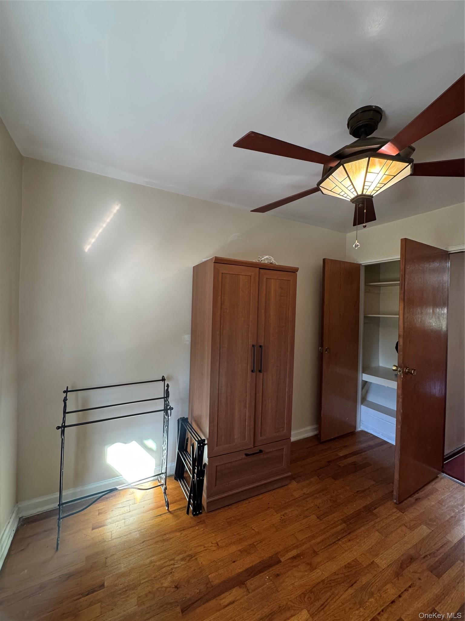 1263 E 222nd Street thumbnail 16
