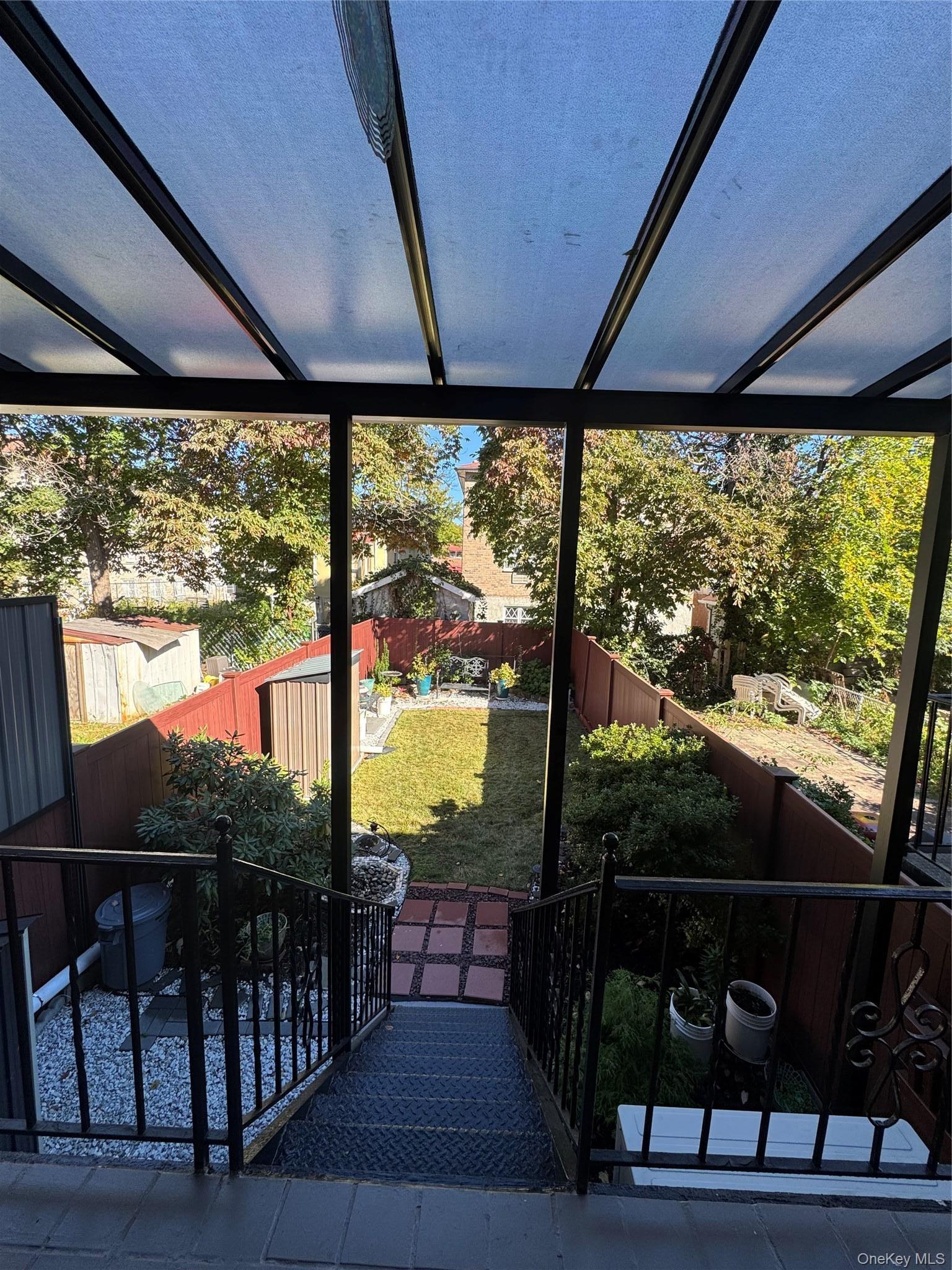 1263 E 222nd Street thumbnail 18