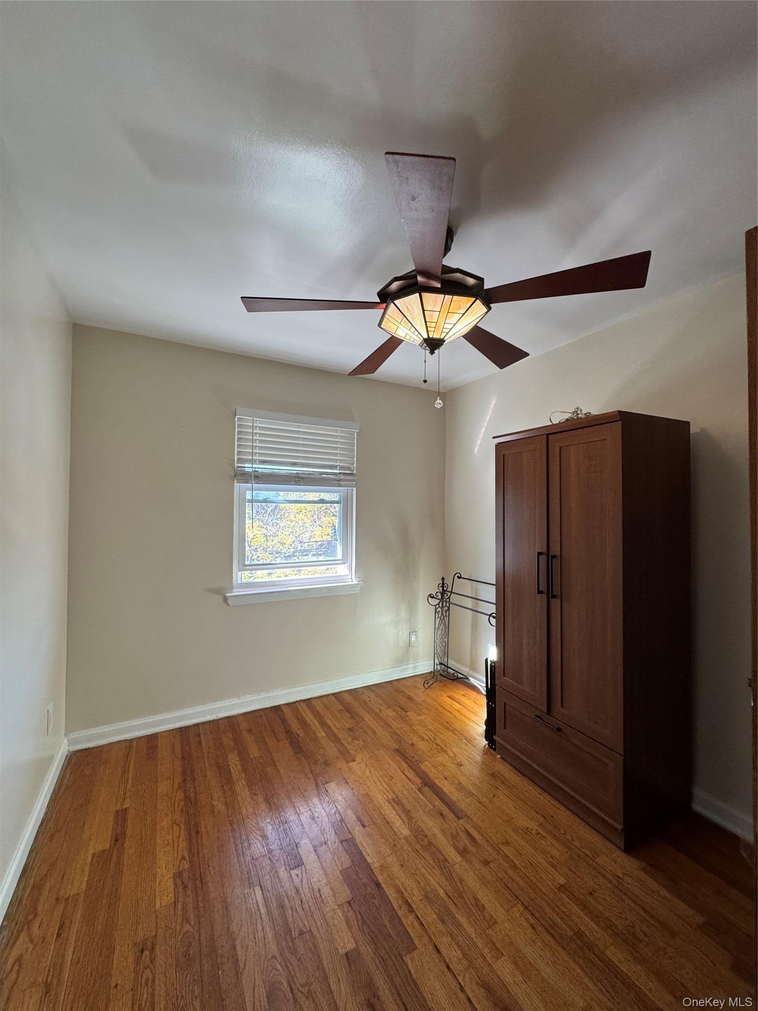 1263 E 222nd Street thumbnail 15