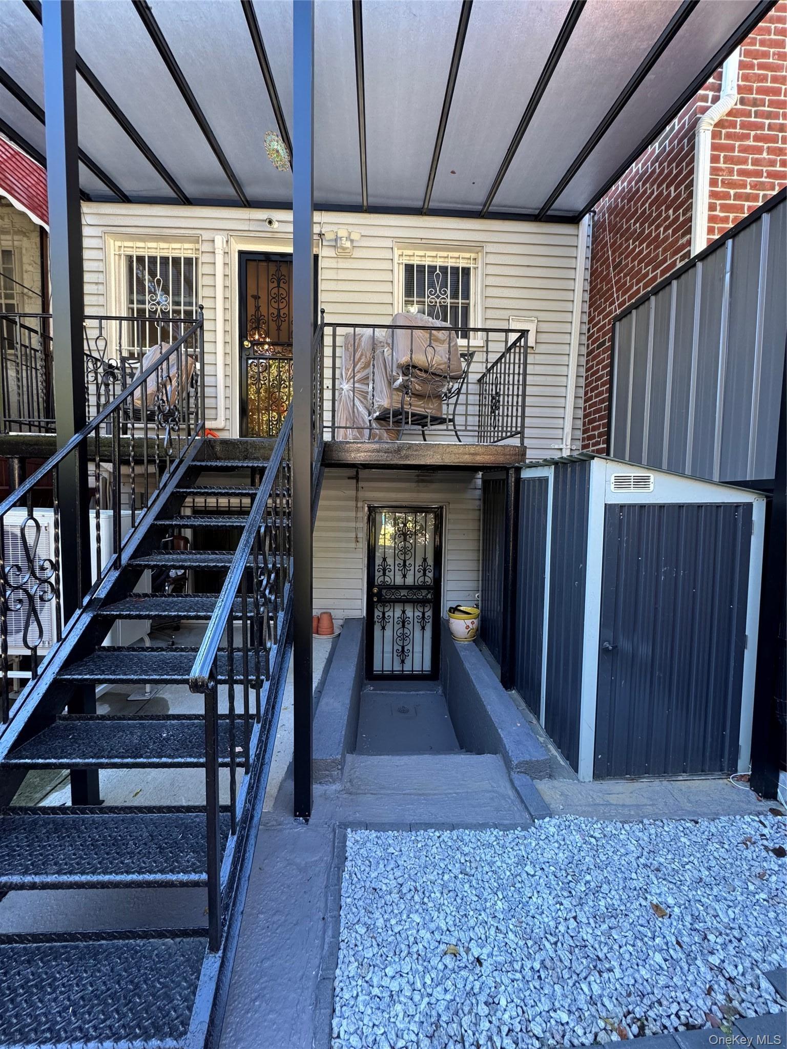 1263 E 222nd Street thumbnail 19