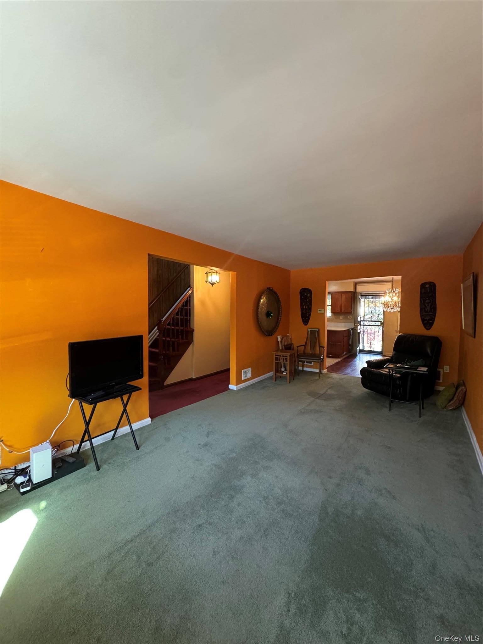 1263 E 222nd Street thumbnail 7