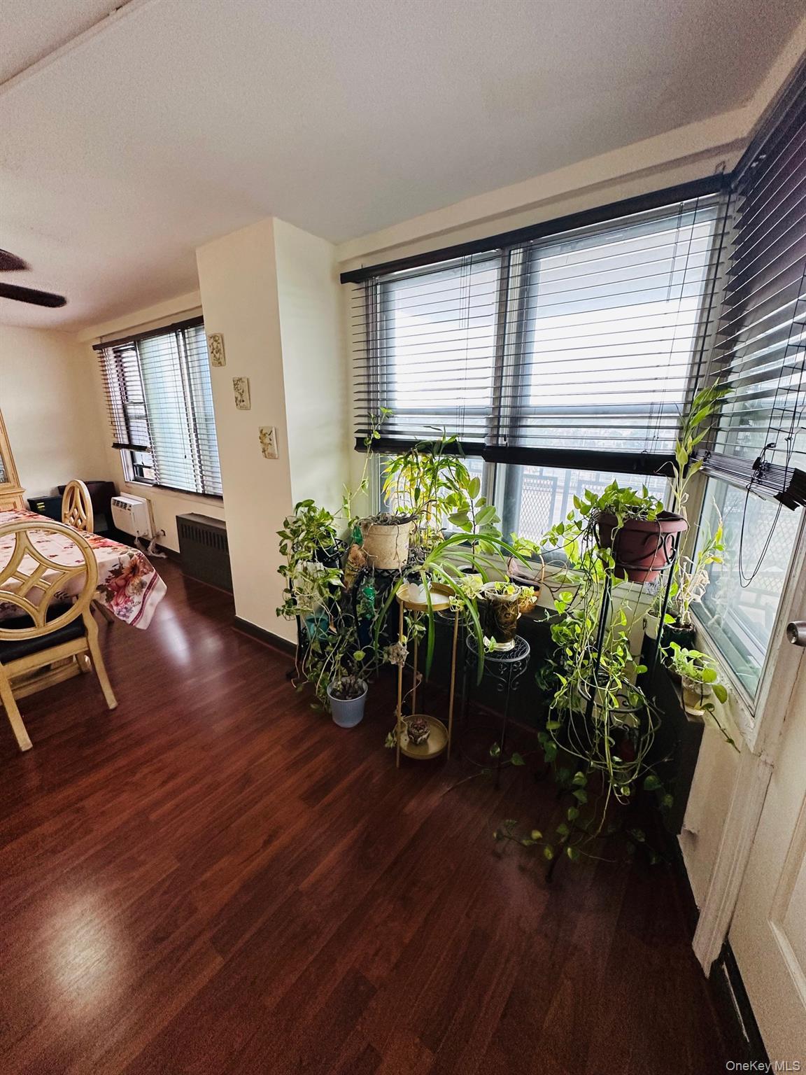 3121 Middletown Road Rd Unit: 4K thumbnail 15