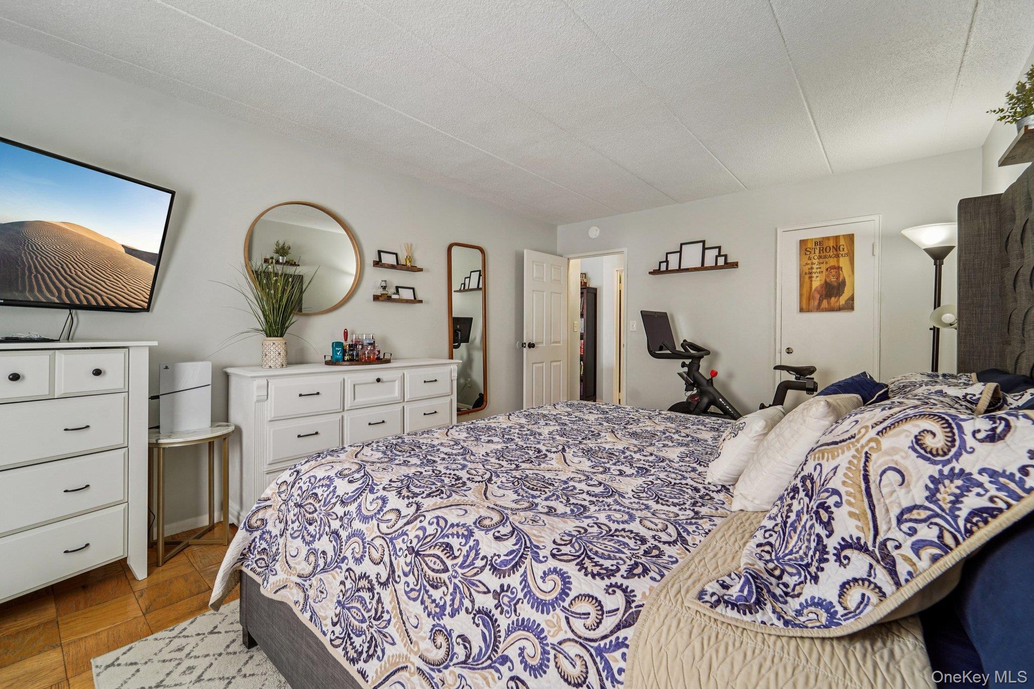 1085 Warburton Avenue Unit: 316 thumbnail 23