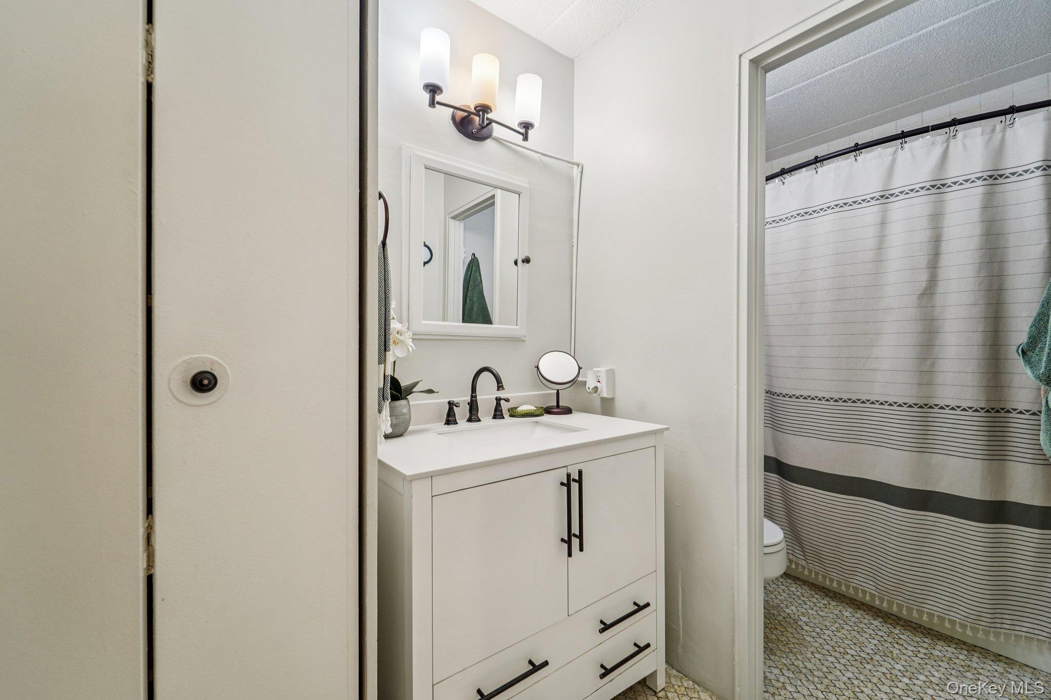 1085 Warburton Avenue Unit: 316 thumbnail 19